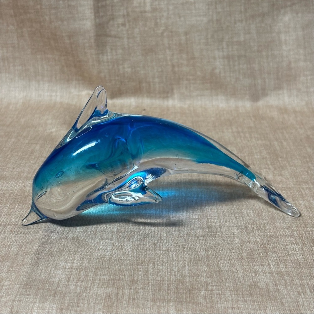 BABY BLUE GLASS DOLPHIN FIGURINE PAPERWEIGHT